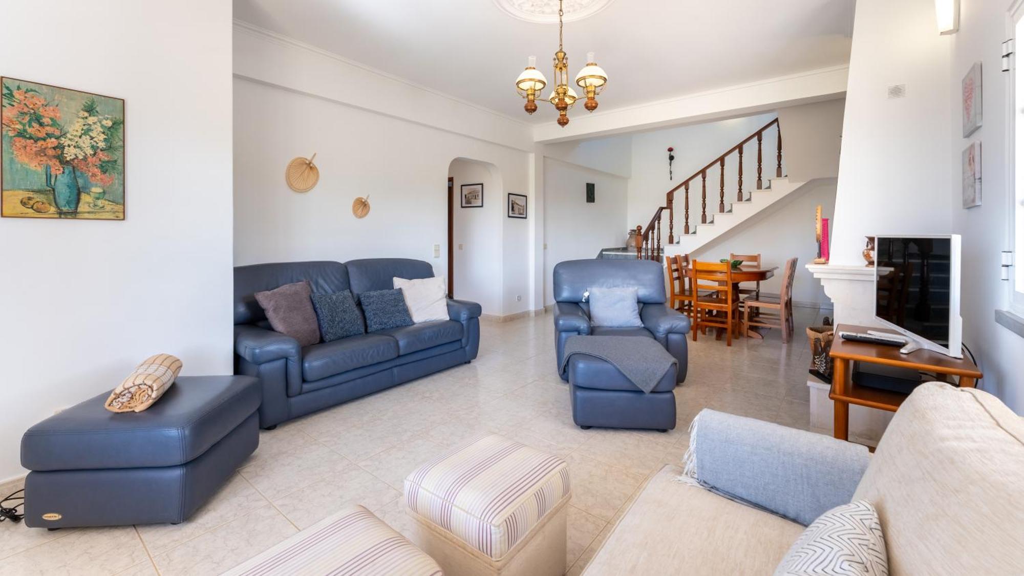 Sunny & Calm 4 Bdr House W/ Pool By Lovelystay Santo Estevao  Εξωτερικό φωτογραφία