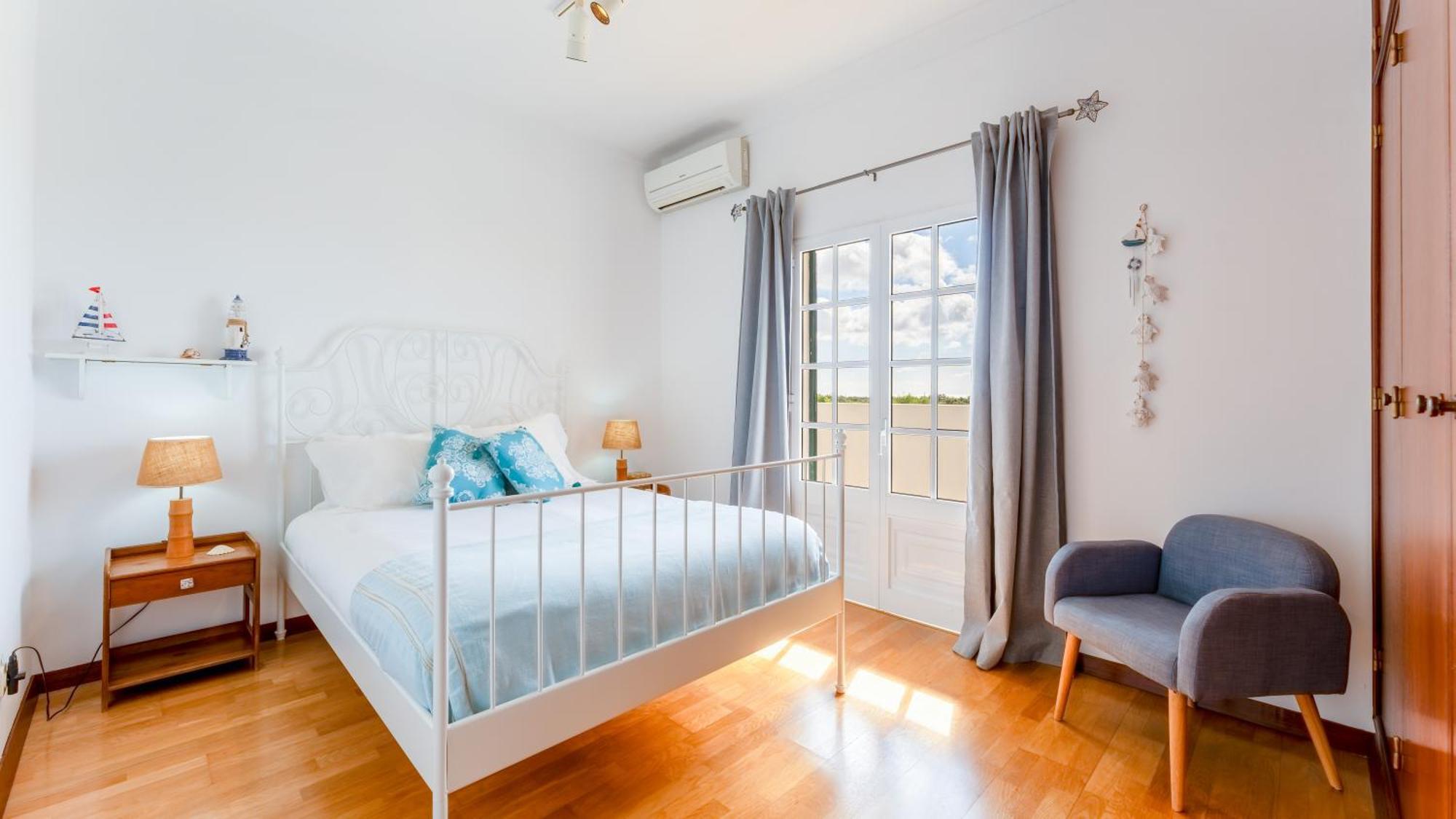 Sunny & Calm 4 Bdr House W/ Pool By Lovelystay Santo Estevao  Εξωτερικό φωτογραφία