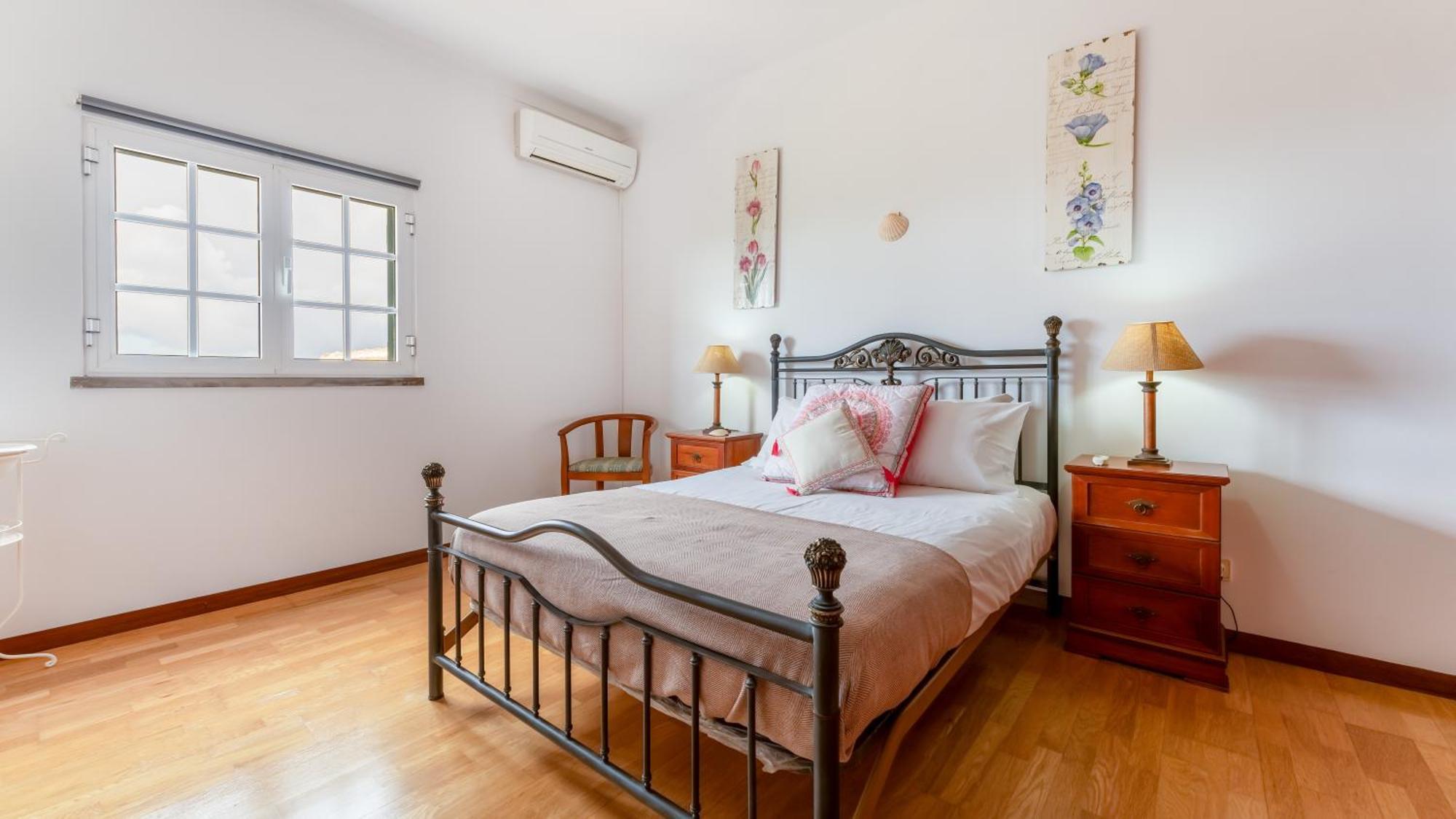 Sunny & Calm 4 Bdr House W/ Pool By Lovelystay Santo Estevao  Εξωτερικό φωτογραφία
